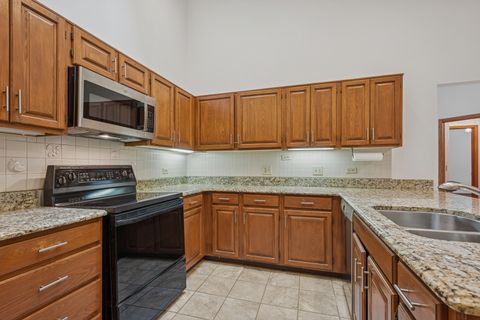 Tiny photo for Downers Grove, IL 60515 (MLS # 12493255)