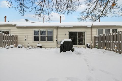 Tiny photo for 2854 Waterfront Avenue, Algonquin, IL 60102 (MLS # 12525601)