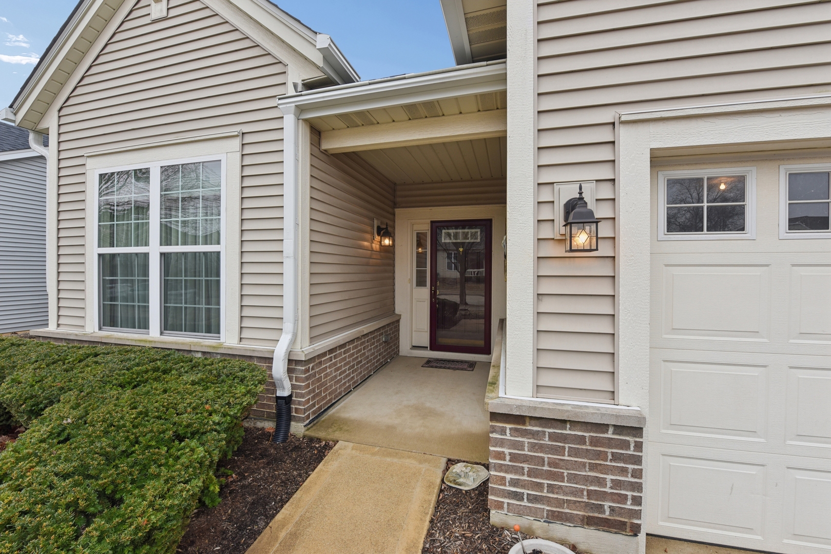 1104 Heathrow Lane