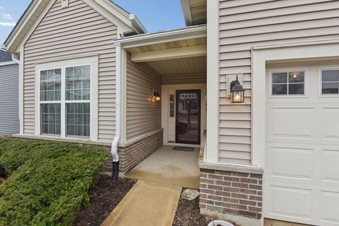 Tiny photo for 1104 Heathrow Lane, Aurora, IL 60502 (MLS # 12576903)