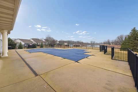 Tiny photo for 1104 Heathrow Lane, Aurora, IL 60502 (MLS # 12576903)