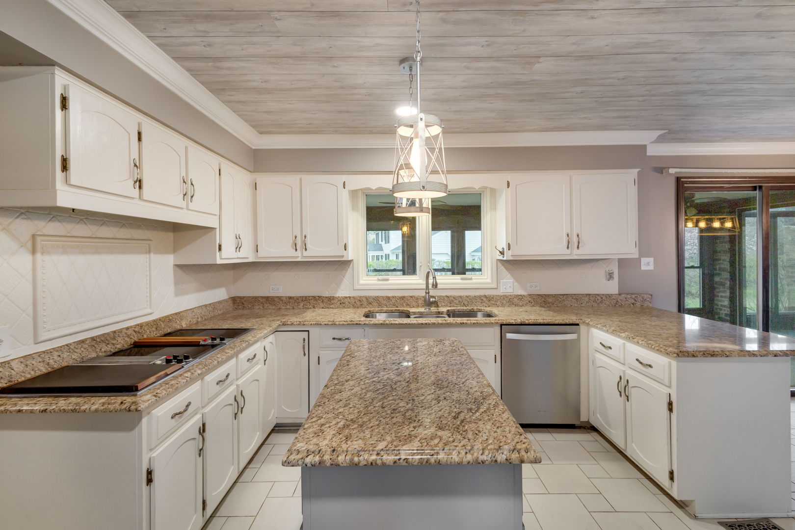 931 Shetland Drive