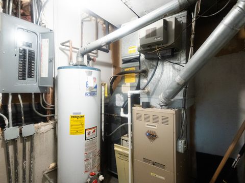 Tiny photo for 18051 Los Angeles Avenue, Homewood, IL 60430 (MLS # 12521109)