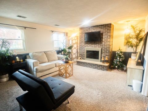 Tiny photo for 18051 Los Angeles Avenue, Homewood, IL 60430 (MLS # 12521109)