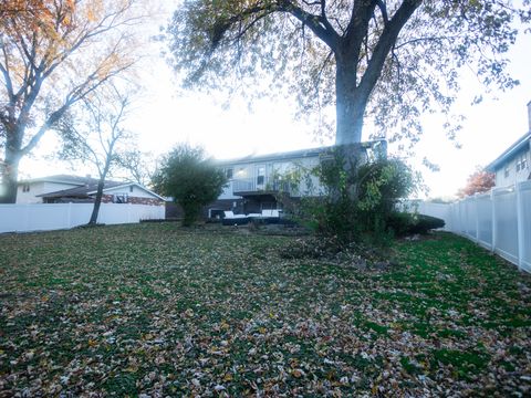 Tiny photo for 18051 Los Angeles Avenue, Homewood, IL 60430 (MLS # 12521109)