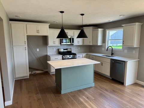 Tiny photo for 2507 Savanna Road, Bloomington, IL 61705 (MLS # 12631157)