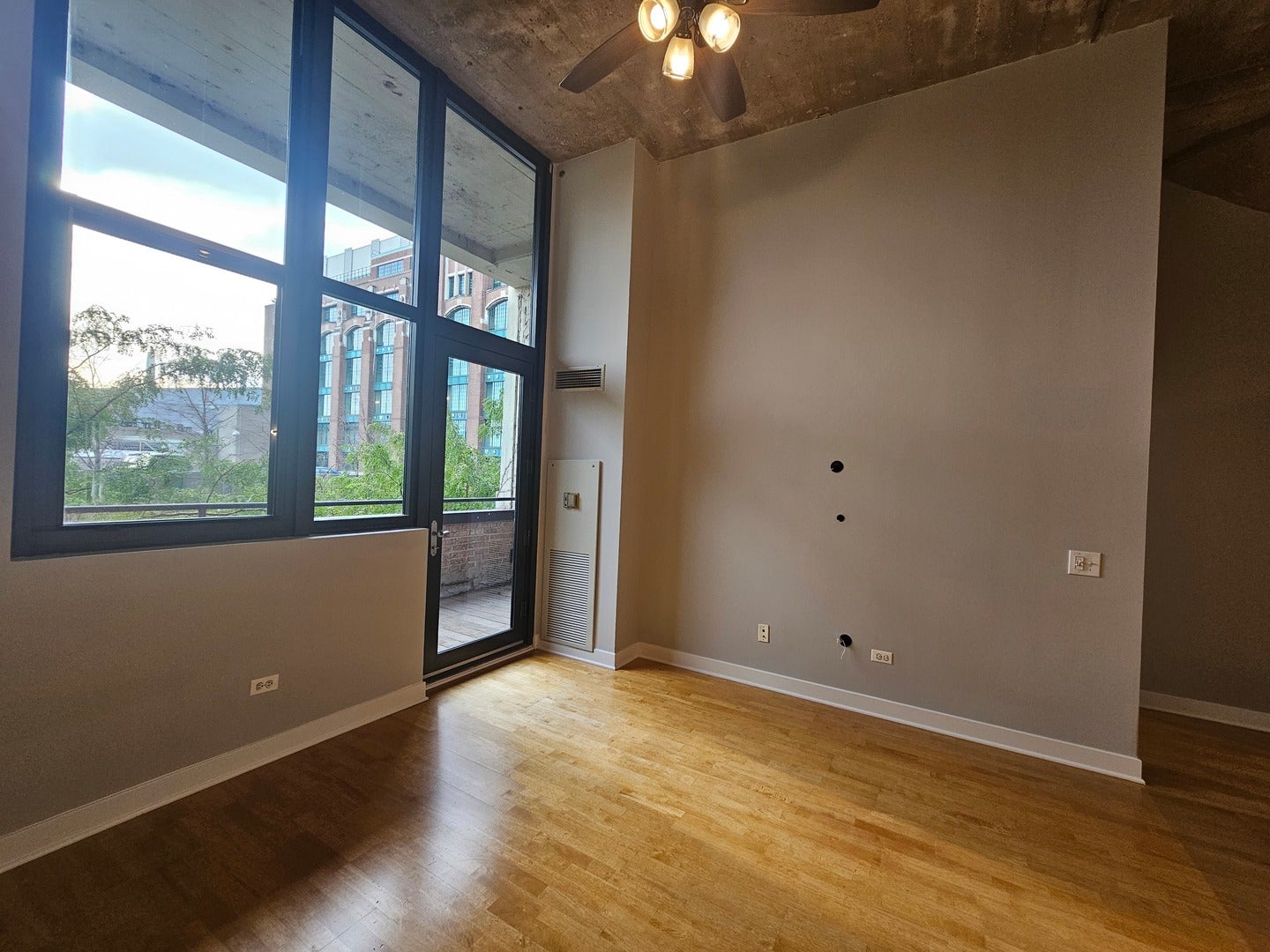 320 E 21st Street 208