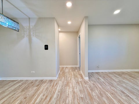 Tiny photo for 9355 Landings Lane #503, Des Plaines, IL 60016 (MLS # 12775919)