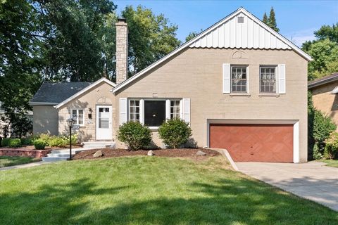 6745 N Leoti Avenue Chicago IL 60646