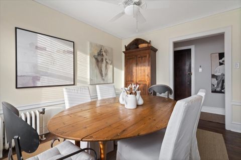 Tiny photo for 594 Sheridan Square #3, Evanston, IL 60202 (MLS # 12502349)