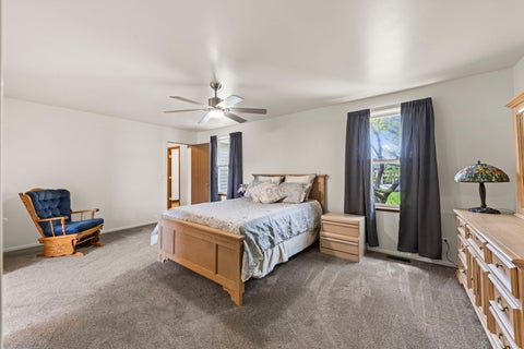 Tiny photo for 900 Chelsea Court, Aurora, IL 60504 (MLS # 12745311)