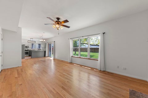 Tiny photo for 900 Chelsea Court, Aurora, IL 60504 (MLS # 12745311)