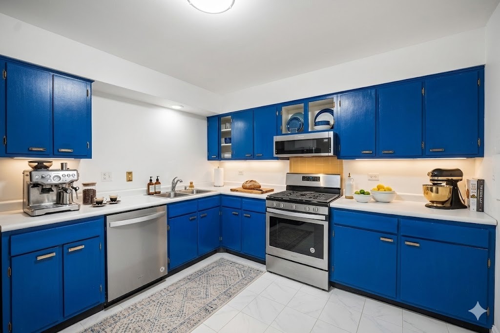 1133 S Finley Road 305