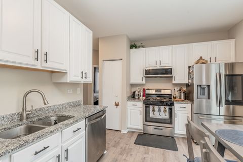 Tiny photo for 2901 Woodside Drive, Joliet, IL 60431 (MLS # 12422165)