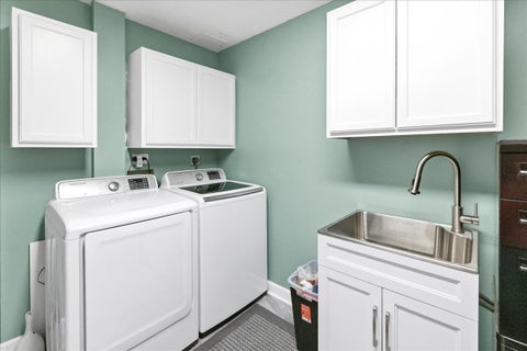 Tiny photo for 312 N Thornwood Drive #0, McHenry, IL 60050 (MLS # 12788513)