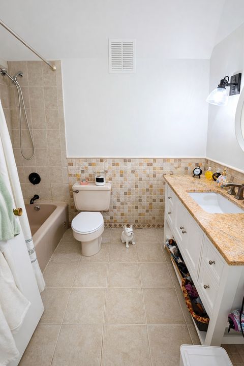 Tiny photo for 40 N Tower Road #6G, Oak Brook, IL 60523 (MLS # 12620856)