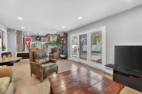 Tiny photo for 2408 Arlingdale Drive, Palatine, IL 60067 (MLS # 12628113)