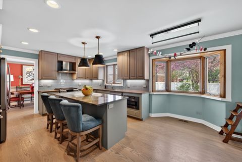 Tiny photo for 2408 Arlingdale Drive, Palatine, IL 60067 (MLS # 12628113)