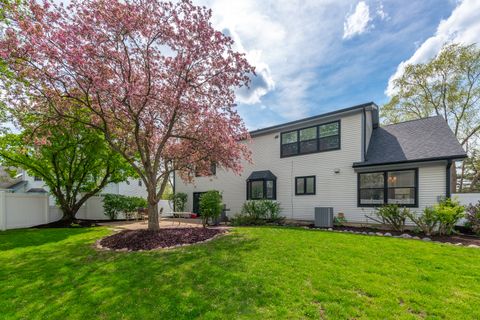 Tiny photo for 2408 Arlingdale Drive, Palatine, IL 60067 (MLS # 12628113)