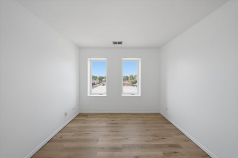 Tiny photo for 6238 W 26TH Street #503, Berwyn, IL 60402 (MLS # 12746315)