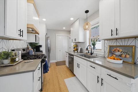 Tiny photo for 5204 S Oak Park Avenue, Chicago, IL 60638 (MLS # 12633930)