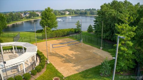 Tiny photo for 305 Thornwood Way #C, South Elgin, IL 60177 (MLS # 12595353)