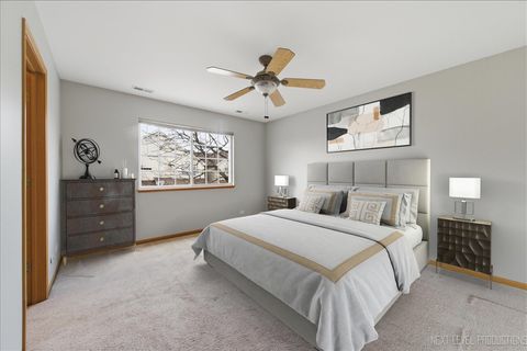 Tiny photo for 305 Thornwood Way #C, South Elgin, IL 60177 (MLS # 12595353)