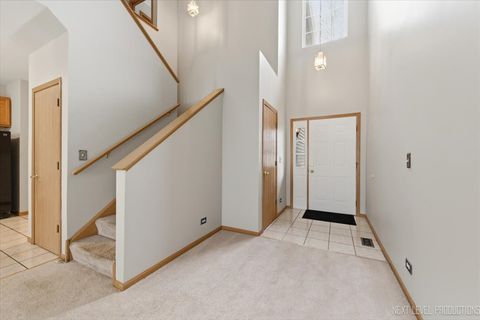 Tiny photo for 305 Thornwood Way #C, South Elgin, IL 60177 (MLS # 12595353)