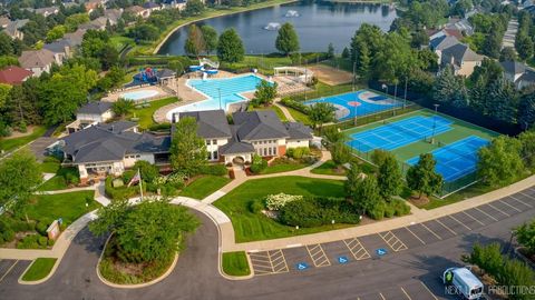 Tiny photo for 305 Thornwood Way #C, South Elgin, IL 60177 (MLS # 12595353)