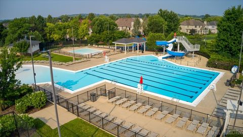 Tiny photo for 305 Thornwood Way #C, South Elgin, IL 60177 (MLS # 12595353)