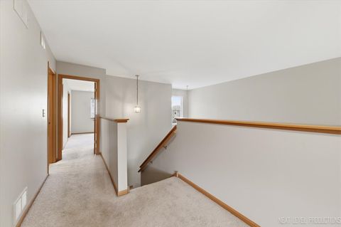 Tiny photo for 305 Thornwood Way #C, South Elgin, IL 60177 (MLS # 12595353)