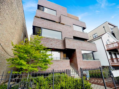 Photo of 1445 W Grand Avenue #1E, Chicago, IL 60642 (MLS # 12641463)