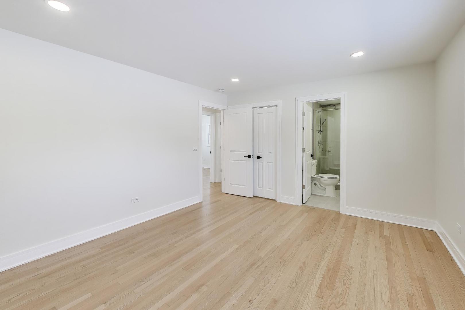 Palatine, Illinois 60067, United States, 4 Bedrooms Bedrooms, ,3 BathroomsBathrooms,Residential,Active,254163