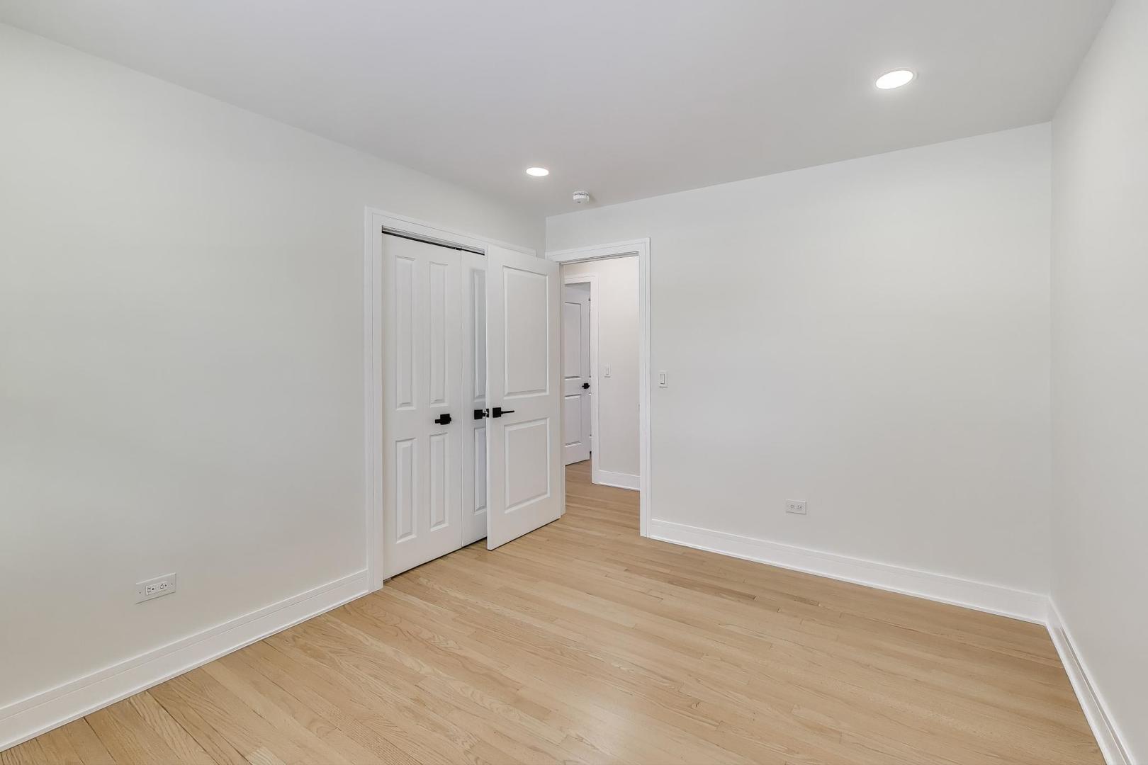 Palatine, Illinois 60067, United States, 4 Bedrooms Bedrooms, ,3 BathroomsBathrooms,Residential,Active,254163