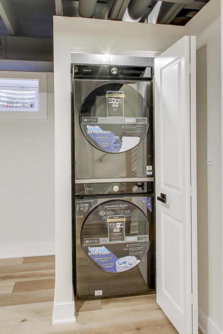 Palatine, Illinois 60067, United States, 4 Bedrooms Bedrooms, ,3 BathroomsBathrooms,Residential,Active,254163