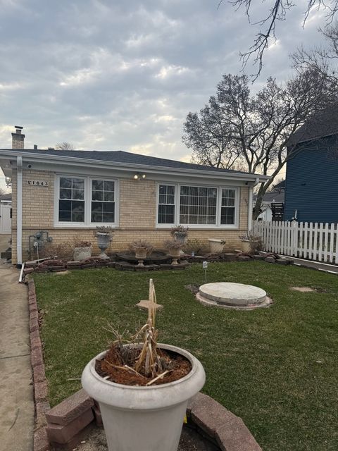 1643 Sycamore Street, Des Plaines, IL 60018 - #: 12602077