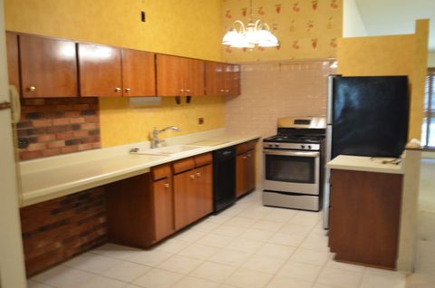 Tiny photo for 3805 Wren Lane, Rolling Meadows, IL 60008 (MLS # 12476167)