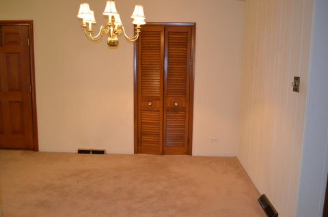 Tiny photo for 3805 Wren Lane, Rolling Meadows, IL 60008 (MLS # 12476167)