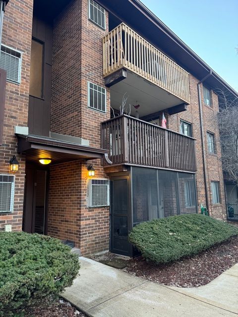 Photo of 15125 Quail Hollow Drive #406, Orland Park, IL 60462 (MLS # 12569202)