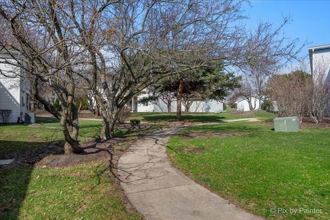 Tiny photo for 308 Sandpebble Lane #229, Aurora, IL 60504 (MLS # 12604234)