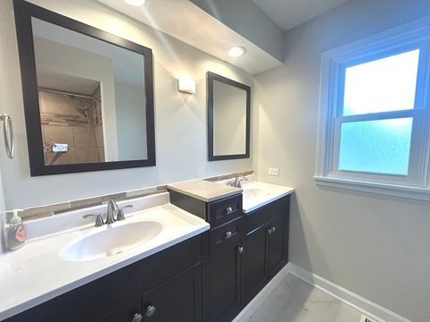 Tiny photo for 1402 Berry Lane, Flossmoor, IL 60422 (MLS # 12599772)