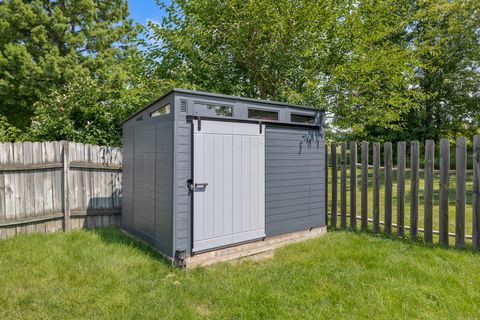 Tiny photo for 811 S Sheridan Drive, Bartlett, IL 60103 (MLS # 12452467)