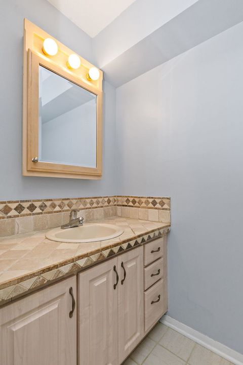 Tiny photo for 1126 Tiverton Court, Schaumburg, IL 60193 (MLS # 12524355)