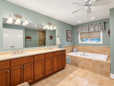 Tiny photo for 2016 Edgeview Drive, New Lenox, IL 60451 (MLS # 12762359)