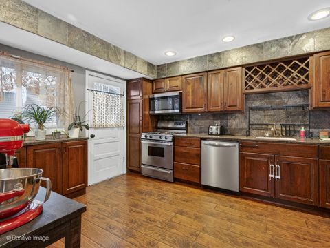 Tiny photo for 2419 59th Street, Woodridge, IL 60517 (MLS # 12531486)