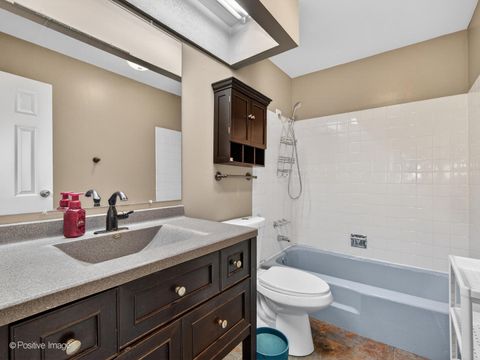 Tiny photo for 2419 59th Street, Woodridge, IL 60517 (MLS # 12531486)