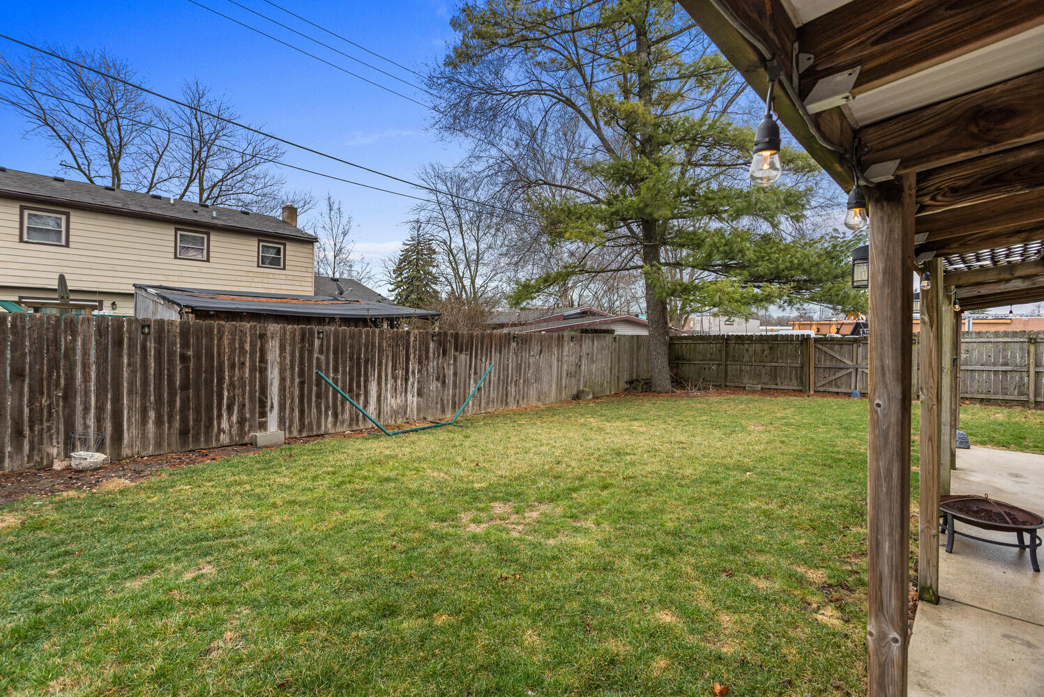 1502 Powers Lane