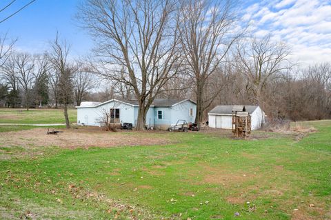 Tiny photo for 525 E Maple Street, Westfield, IL 62474 (MLS # 12583523)