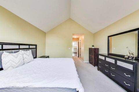 Tiny photo for 516 Citadel Circle, Westmont, IL 60559 (MLS # 12479648)