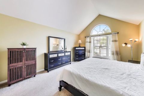 Tiny photo for 516 Citadel Circle, Westmont, IL 60559 (MLS # 12479648)